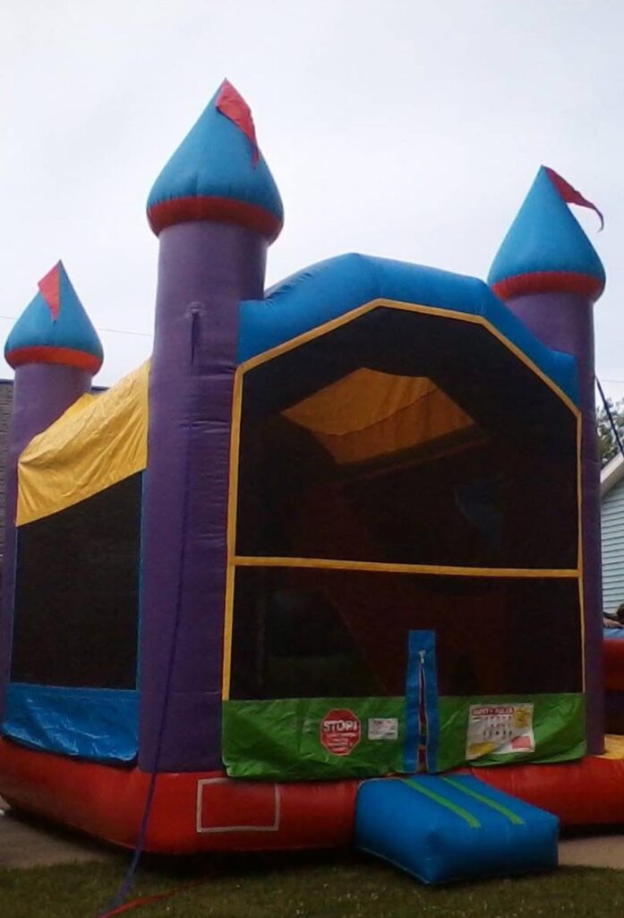 PP Castle Moonwalk 697x1024